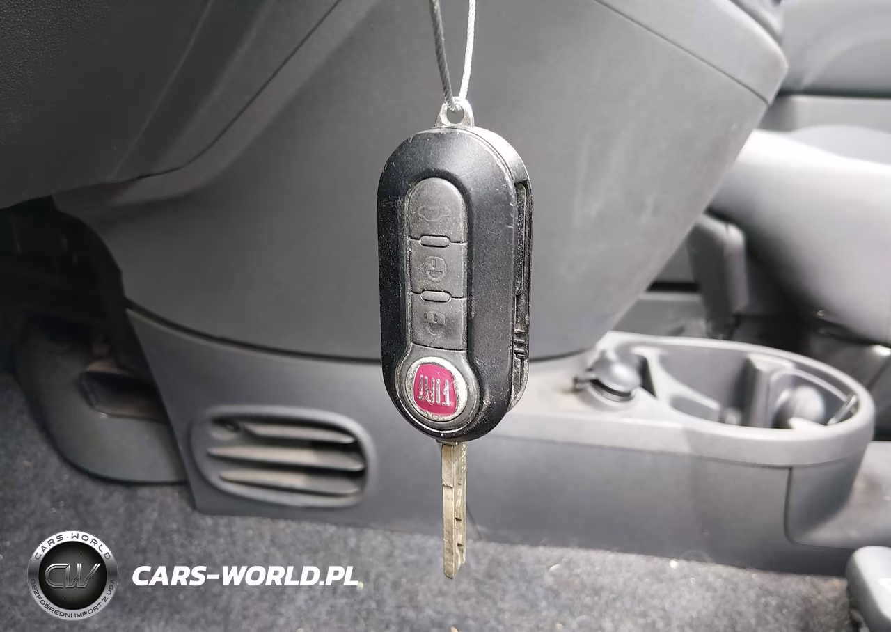2012 Fiat 500C Pop VIN:3C3CFFDR8CT140056 - 11