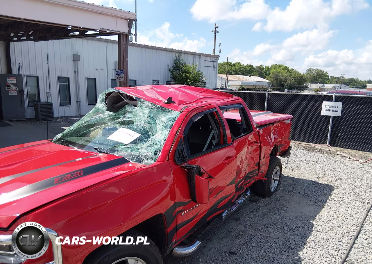 2017 Chevrolet Silverado 1500 2Lt VIN:3GCUKREC7HG215885 - 6