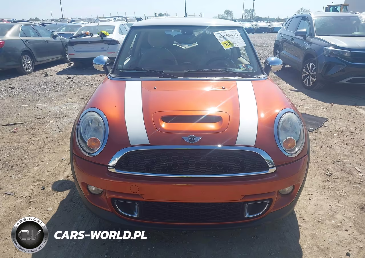 2011 Mini Cooper S VIN:WMWSV3C51BTY12621 - 12