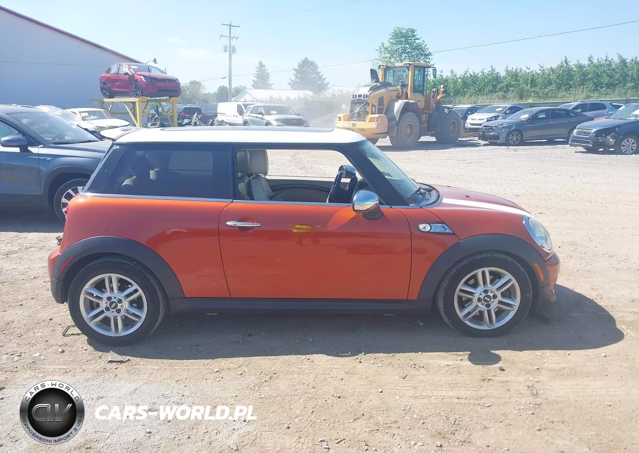 2011 Mini Cooper S VIN:WMWSV3C51BTY12621 - 13