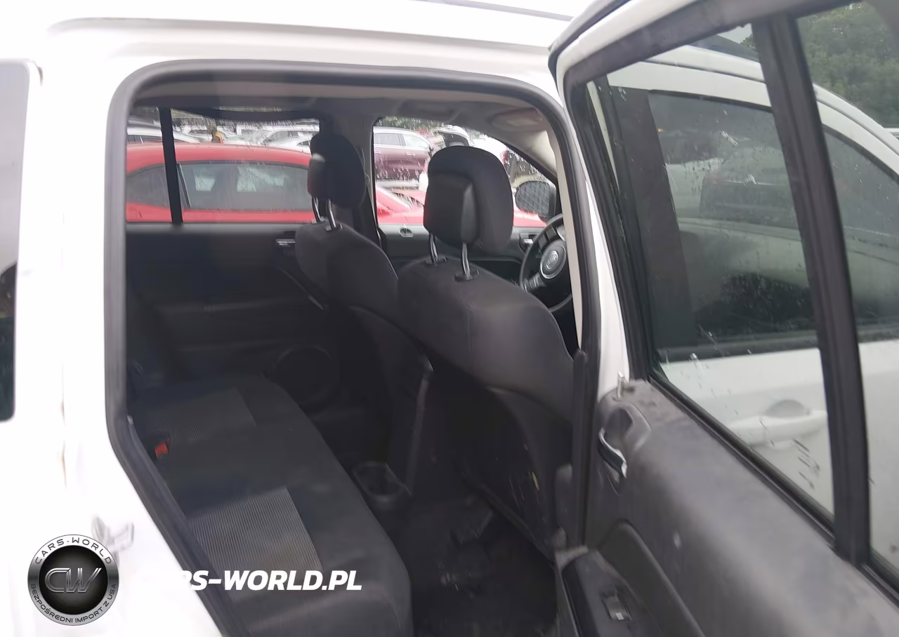 2012 Jeep Compass Sport VIN:1C4NJCBA4CD684073 - 8