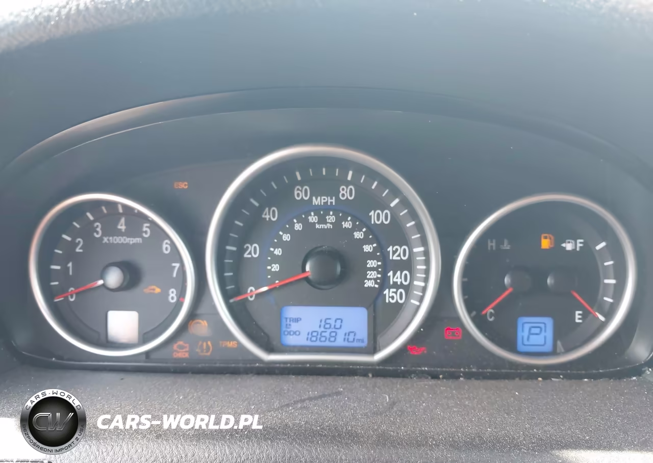2012 Hyundai Veracruz Limited VIN:KM8NUDCC7CU186314 - 7