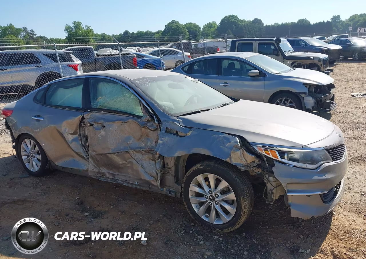 2018 Kia Optima Lx VIN:5XXGT4L39JG262523 - 13