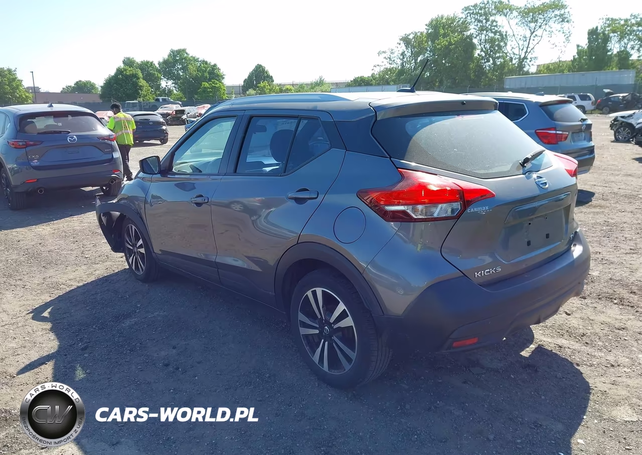 2019 Nissan Kicks Sv VIN:3N1CP5CU3KL537636 - 3