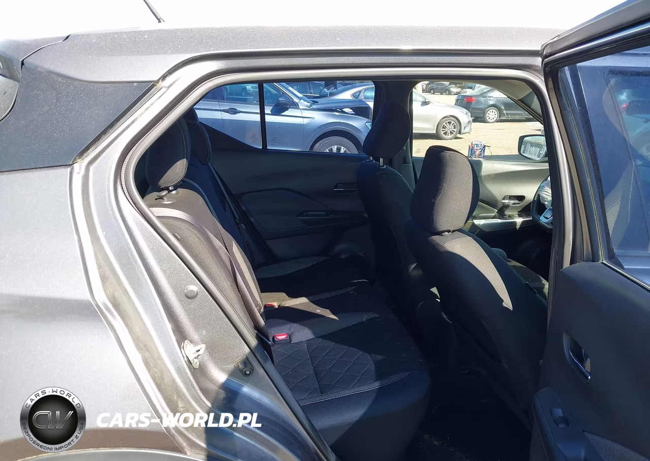 2019 Nissan Kicks Sv VIN:3N1CP5CU3KL537636 - 8