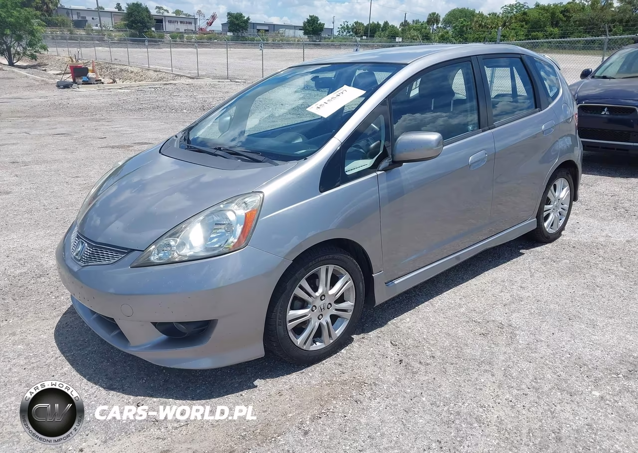 2009 Honda Fit Sport VIN:JHMGE884X9S058896 - 2