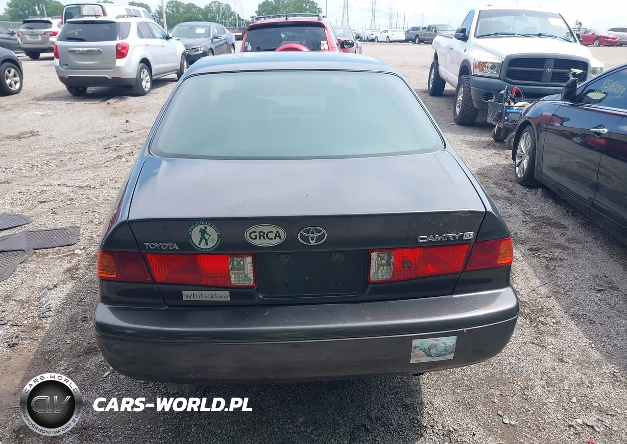 2001 Toyota Camry Le VIN:4T1BG22K21U767319 - 17