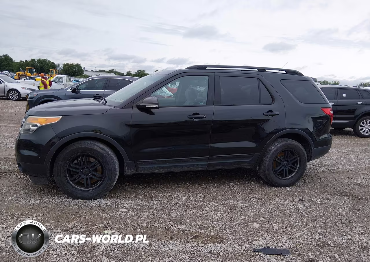 2015 Ford Explorer Xlt VIN:1FM5K8D83FGC36684 - 14
