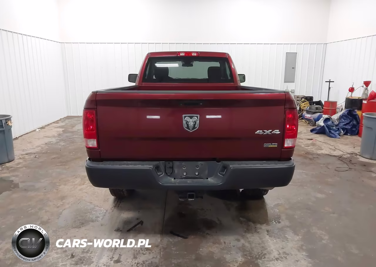 2017 Ram 1500 Tradesman 4X4 8' Box VIN:3C6JR7DG9HG704724 - 16