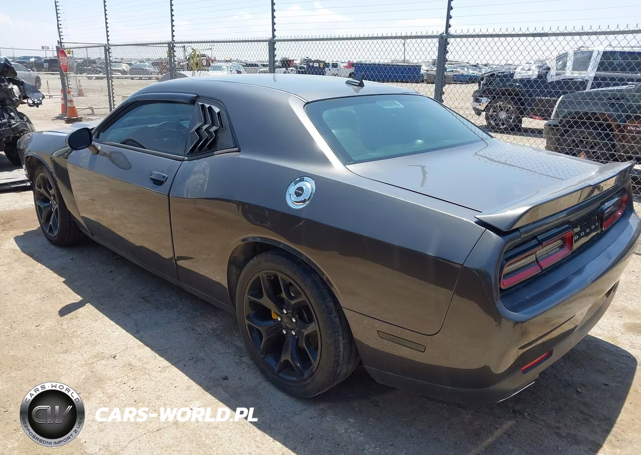 2015 Dodge Challenger Sxt Plus VIN:2C3CDZBG1FH901404 - 3