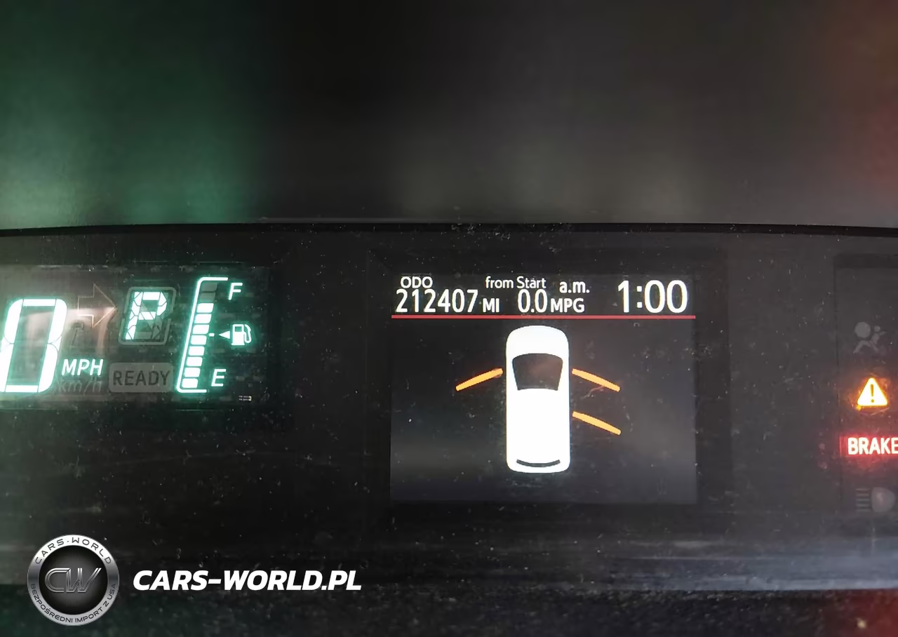 2013 Toyota Prius C One VIN:JTDKDTB36D1044235 - 15