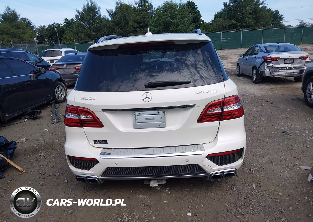2014 Mercedes-Benz Ml 63 Amg 4Matic VIN:4JGDA7EB4EA347037 - 17