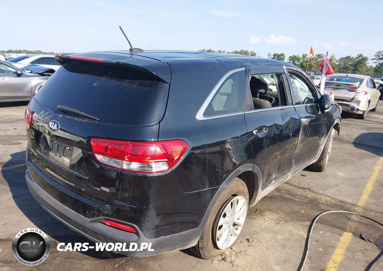 2017 Kia Sorento 2.4L L VIN:5XYPG4A36HG284508 - 4