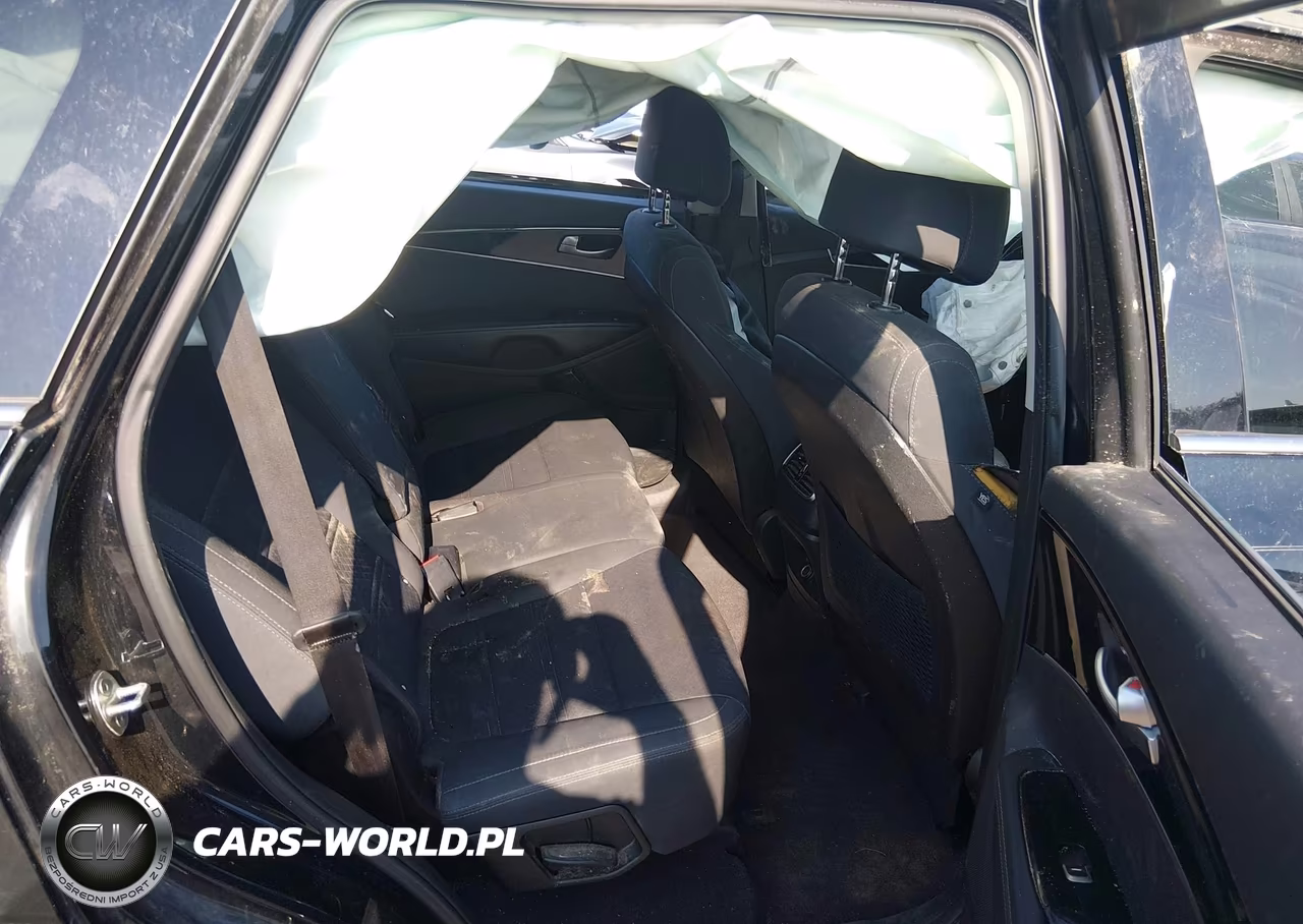 2017 Kia Sorento 2.4L L VIN:5XYPG4A36HG284508 - 8