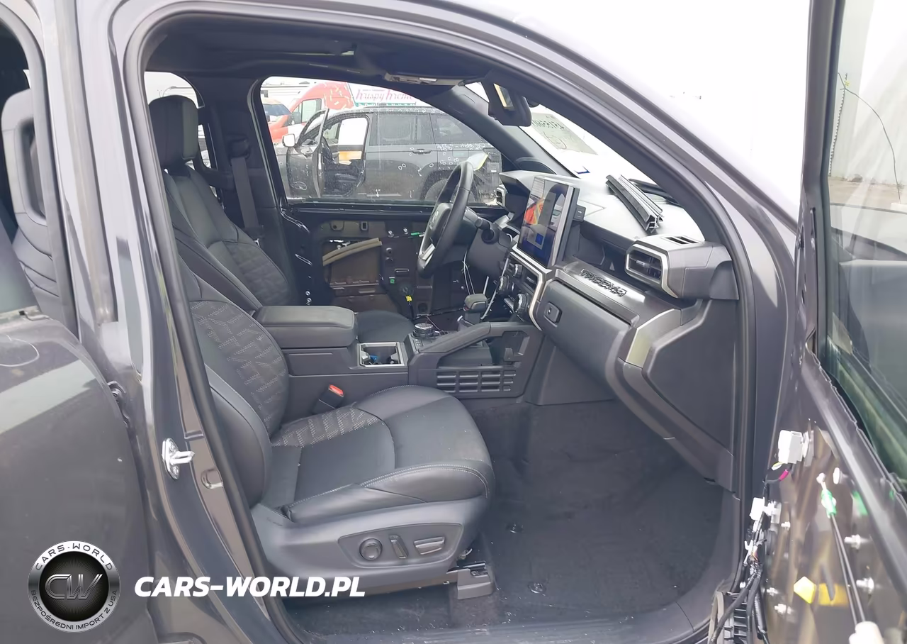 2024 Toyota Tacoma Trd Off Road VIN:3TMLB5JN3RM007923 - 5