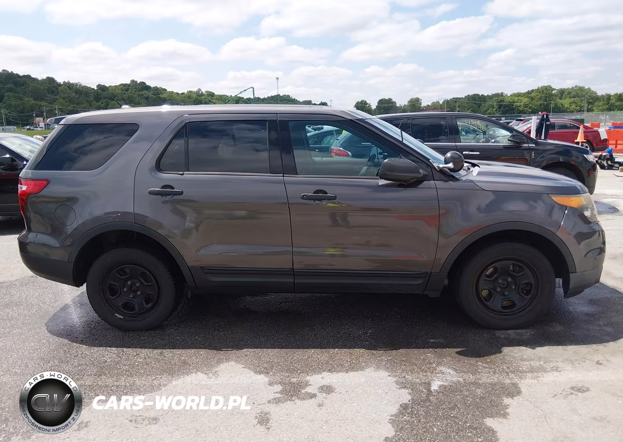 2015 Ford Utility Police Interceptor VIN:1FM5K8AR0FGC51625 - 13