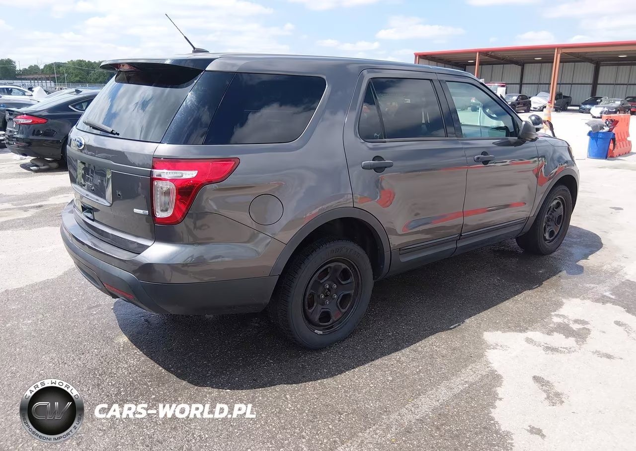 2015 Ford Utility Police Interceptor VIN:1FM5K8AR0FGC51625 - 4