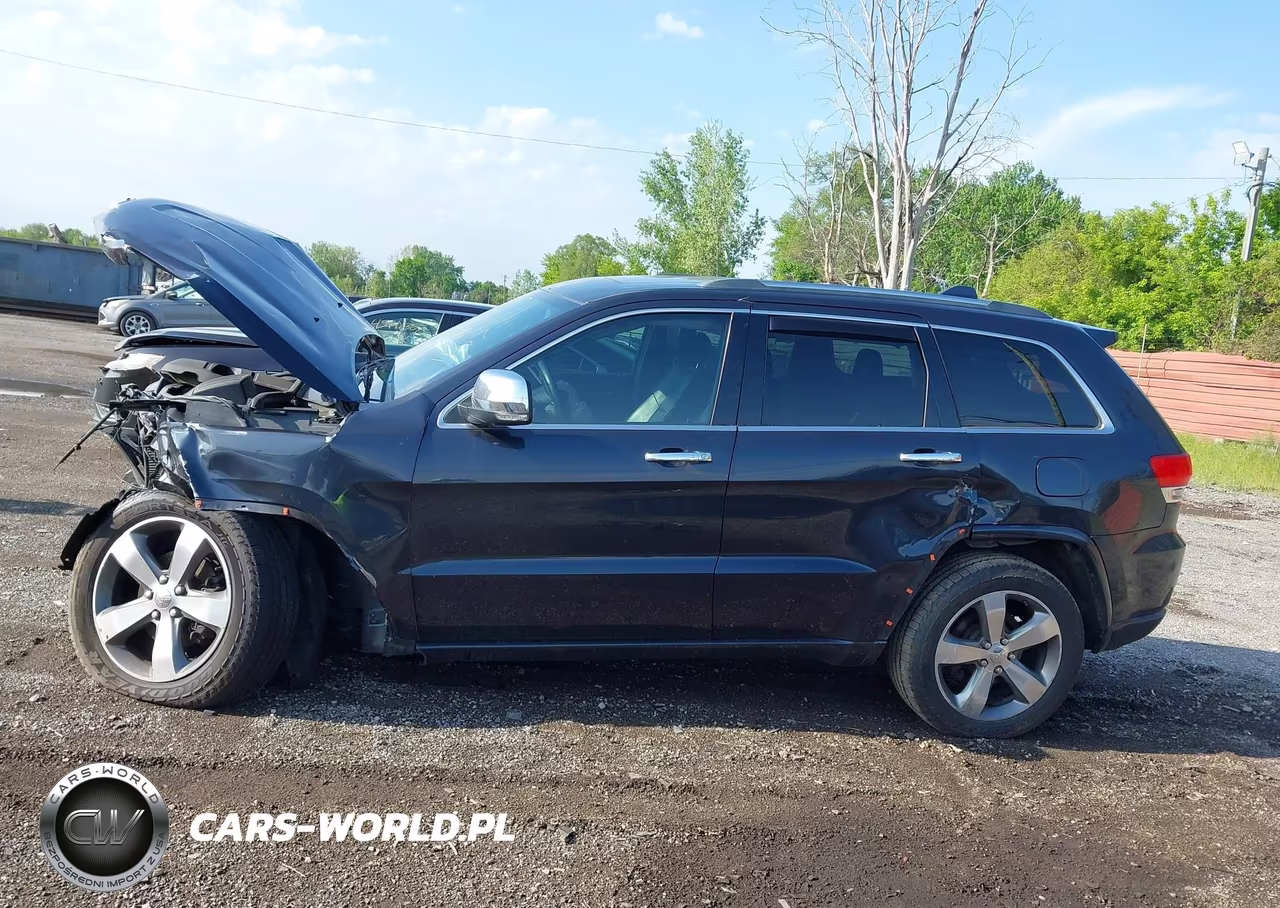 2015 Jeep Grand Cherokee Overland VIN:1C4RJFCG6FC871167 - 14