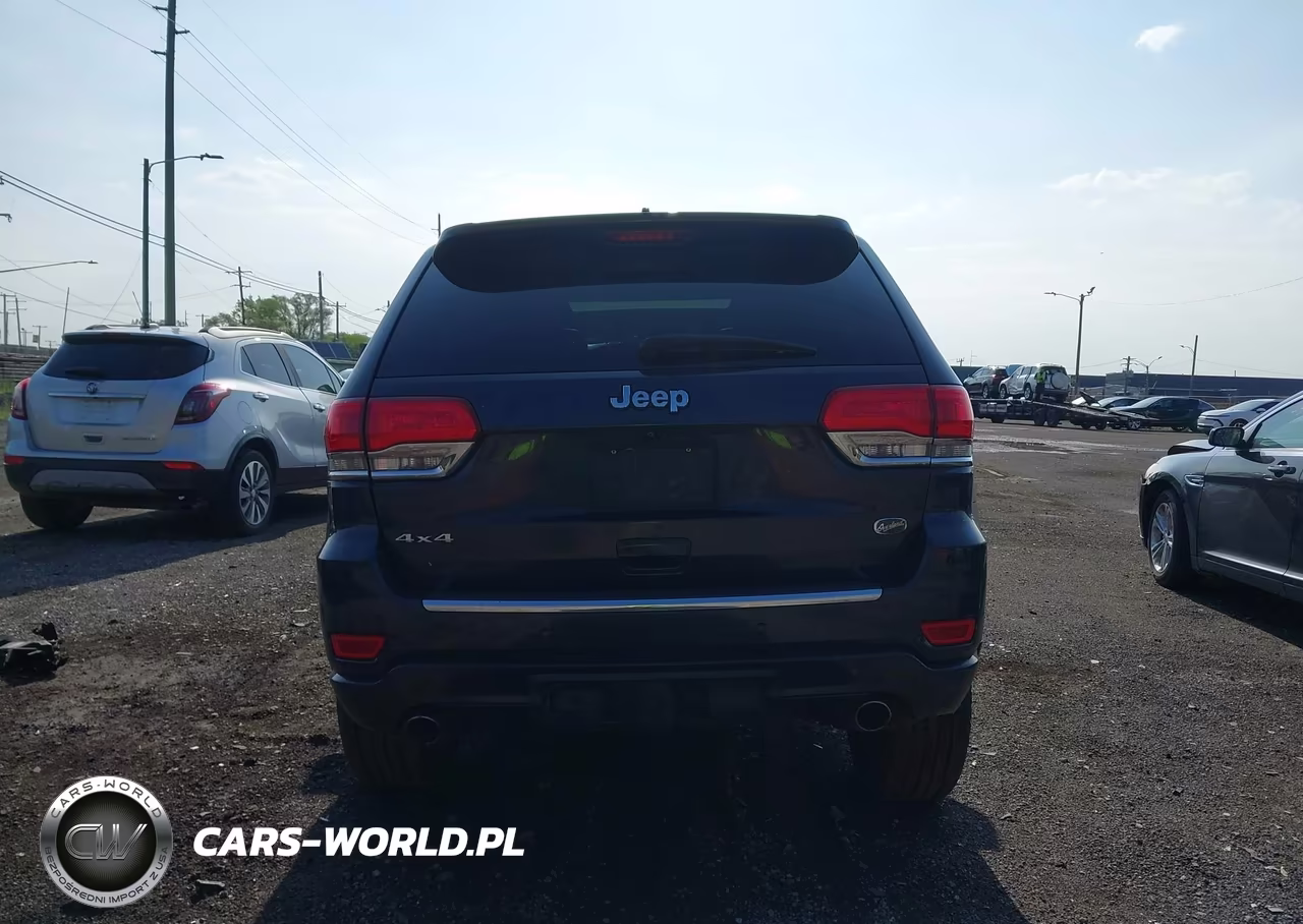 2015 Jeep Grand Cherokee Overland VIN:1C4RJFCG6FC871167 - 16