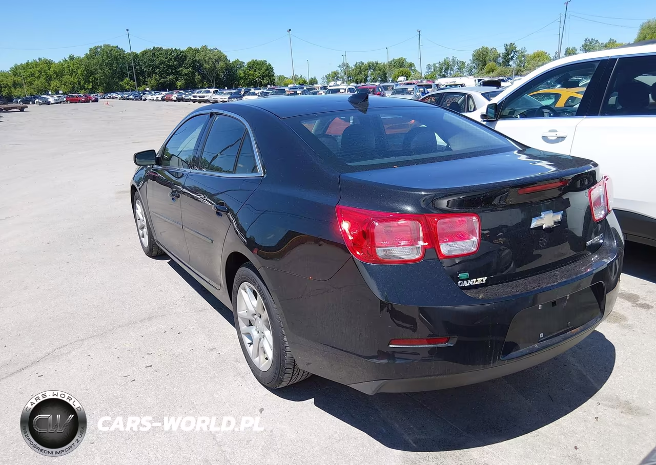 2015 Chevrolet Malibu 1Lt VIN:1G11C5SL9FF159890 - 3