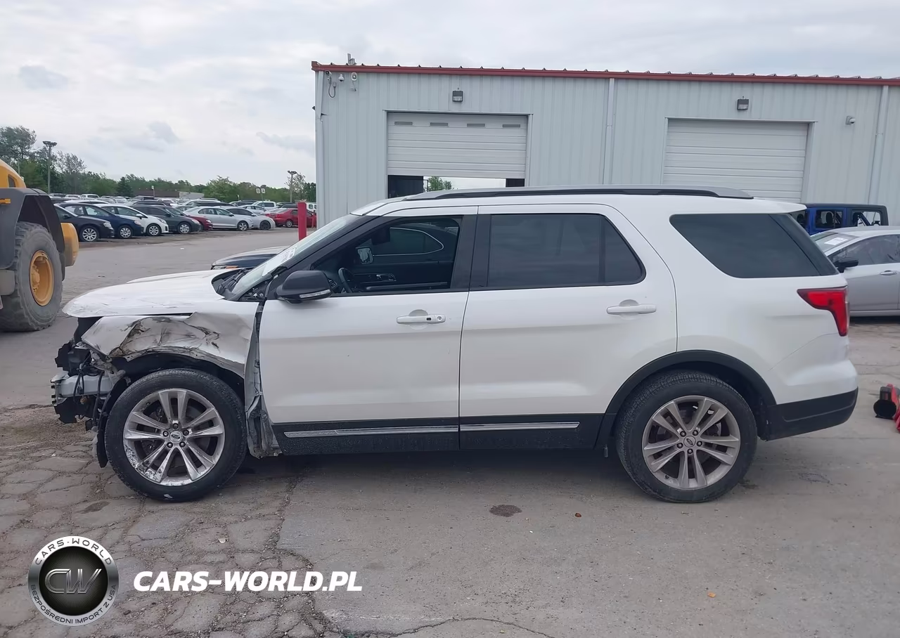 2019 Ford Explorer Xlt VIN:1FM5K8D88KGB20049 - 15