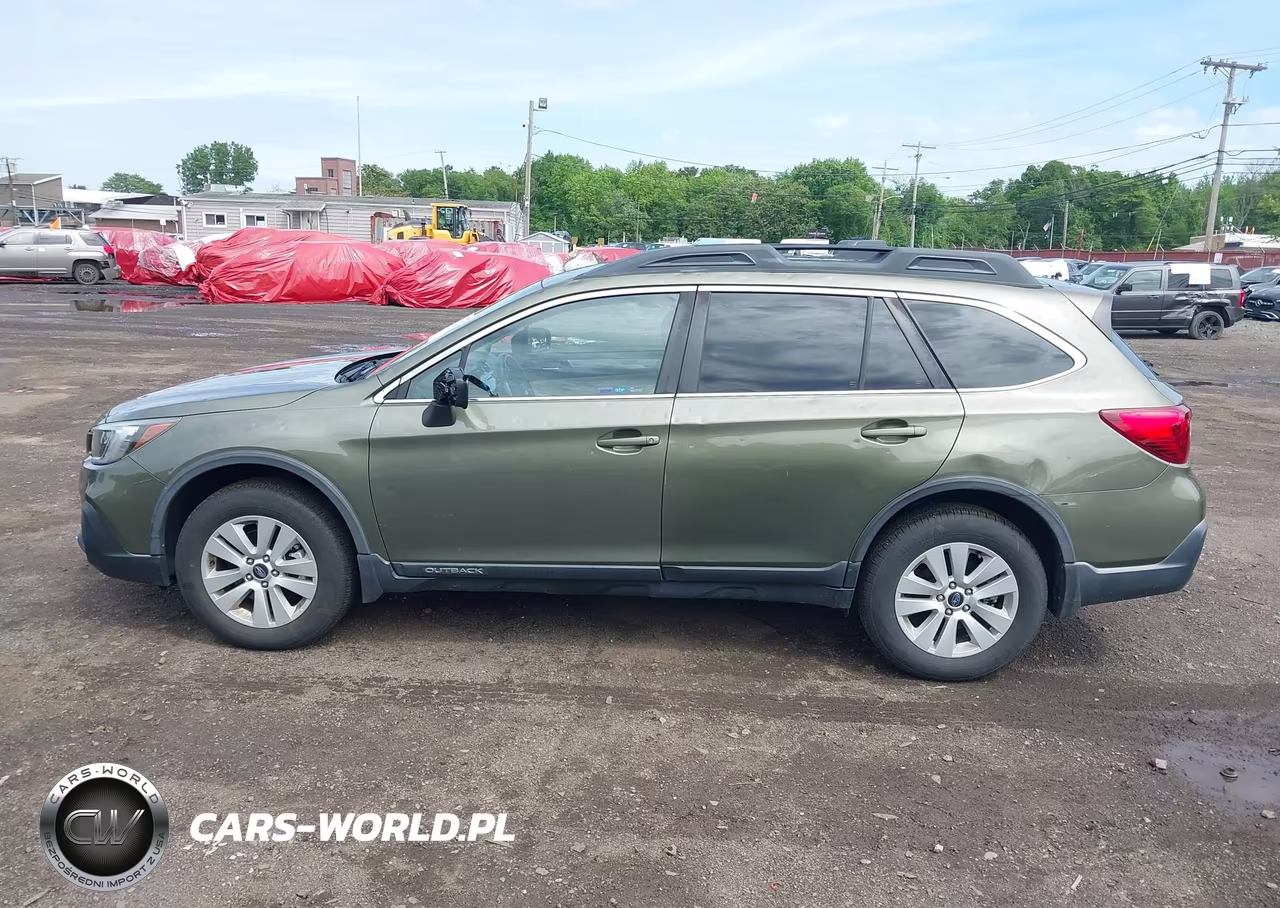 2019 Subaru Outback 2.5I Premium VIN:4S4BSAFC3K3212530 - 14