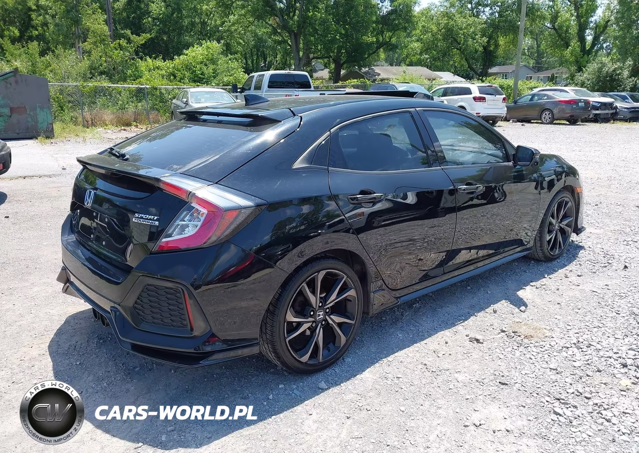 2017 Honda Civic Sport Touring VIN:SHHFK7H95HU218222 - 4