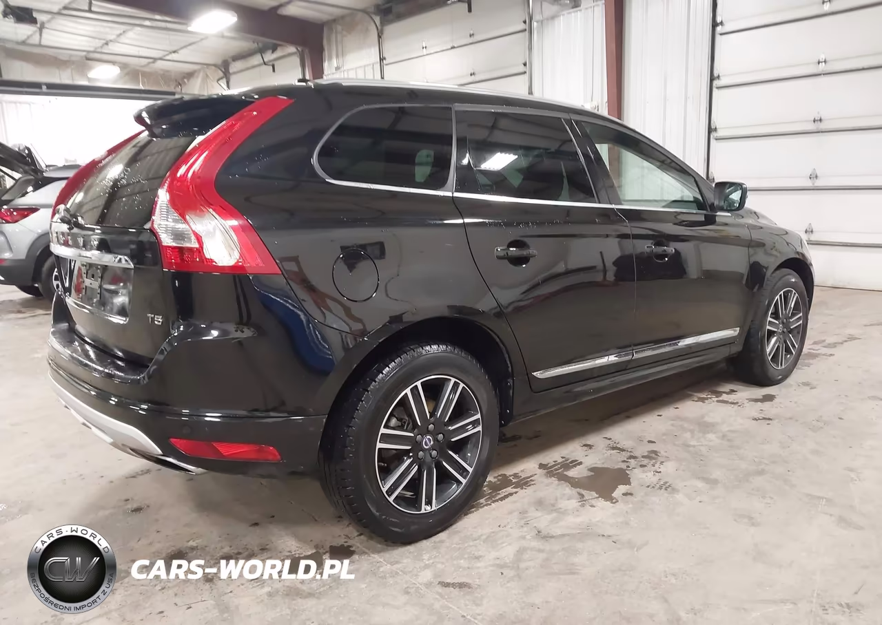 2017 Volvo Xc60 T5 Dynamic VIN:YV440MDR9H2223250 - 4