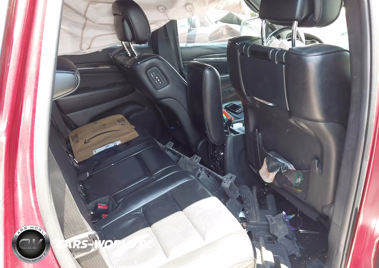 2015 Jeep Grand Cherokee High Altitude VIN:1C4RJFCG1FC124219 - 8