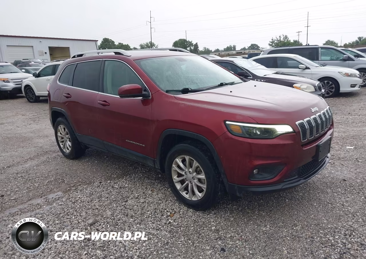 2019 Jeep Cherokee Latitude 4X4 – zdjęcie 1 z 16