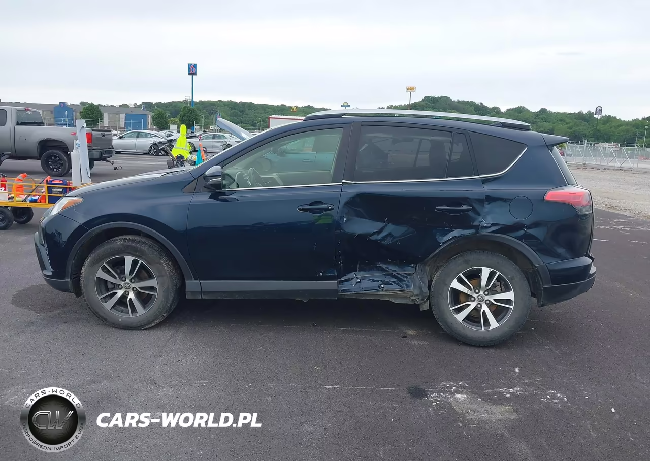 2017 Toyota Rav4 Xle VIN:JTMRFREV7HJ716530 - 15