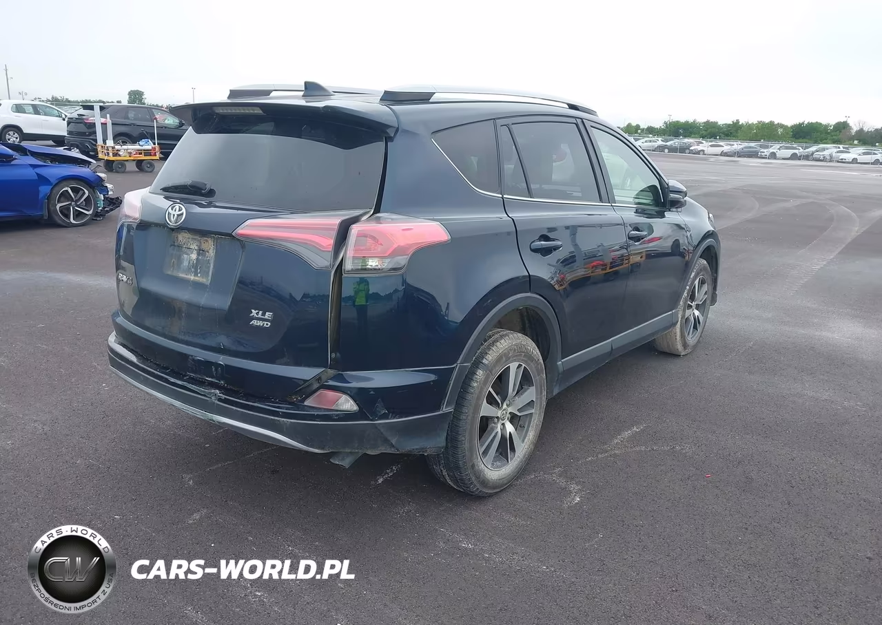 2017 Toyota Rav4 Xle VIN:JTMRFREV7HJ716530 - 4