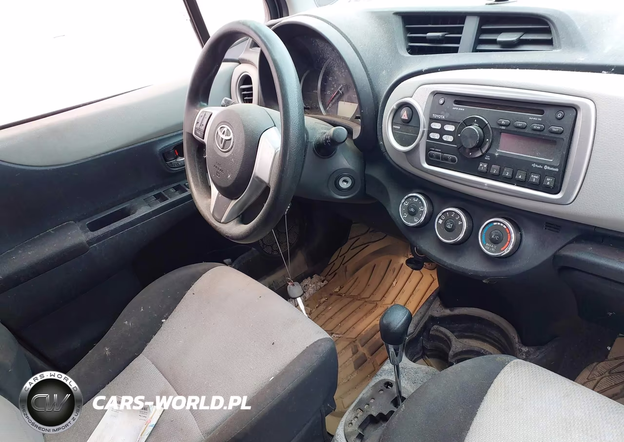 2013 Toyota Yaris Le VIN:JTDKTUD3XDD567455 - 12