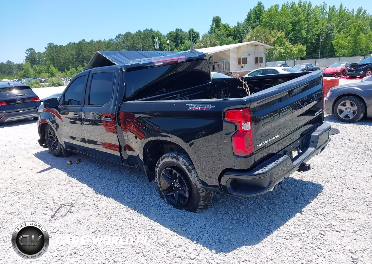 2022 Chevrolet Silverado 1500 4Wd Short Bed Custom Trail Boss VIN:3GCPDCED6NG685530 - 3
