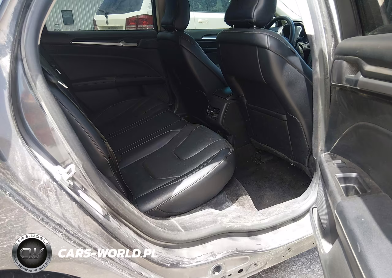 2018 Ford Fusion Hybrid Titanium VIN:3FA6P0RU9JR150918 - 8
