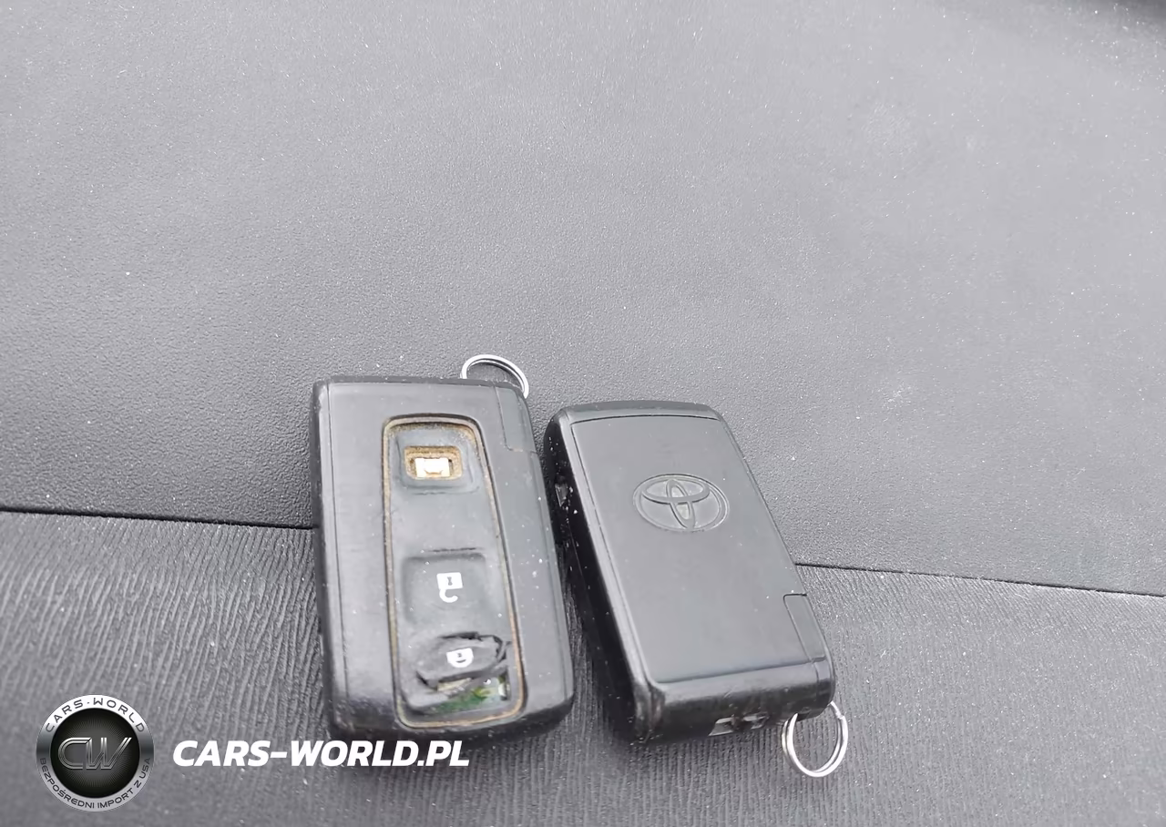 2007 Toyota Prius VIN:JTDKB20U477593784 - 11