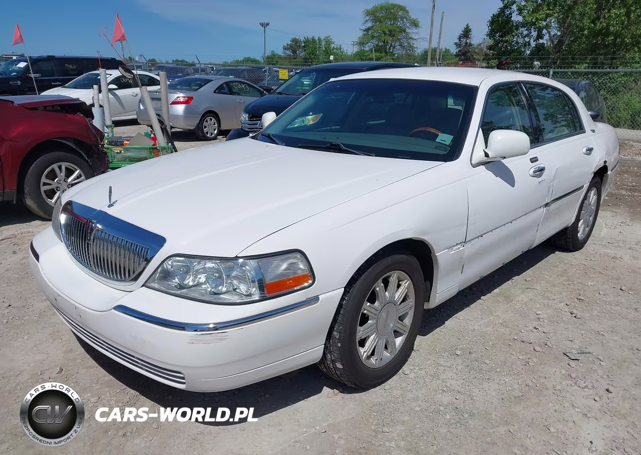 2008 Lincoln Town Car Signature Limited VIN:2LNHM82V78X650872 - 2