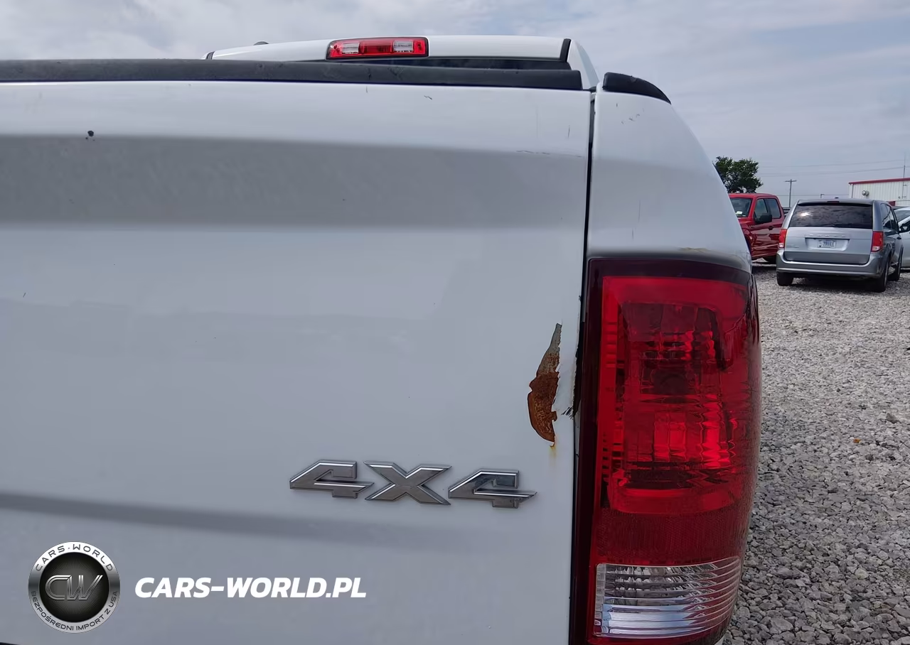2020 Ram 1500 Classic Tradesman 4X4 5'7 Box VIN:1C6RR7KGXLS157759 - 14