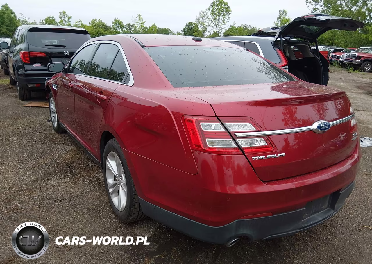 2015 Ford Taurus Sel VIN:1FAHP2E80FG158823 - 3