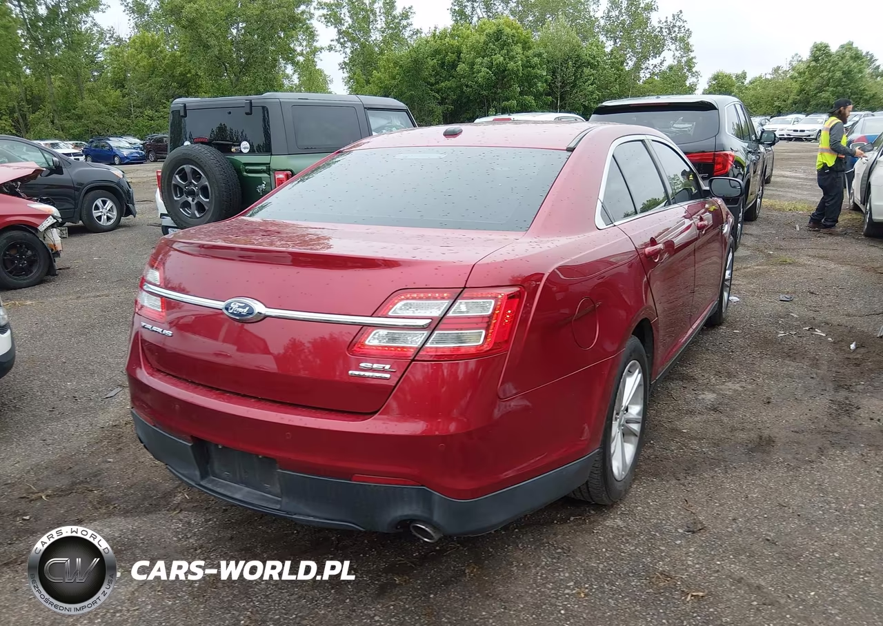 2015 Ford Taurus Sel VIN:1FAHP2E80FG158823 - 4