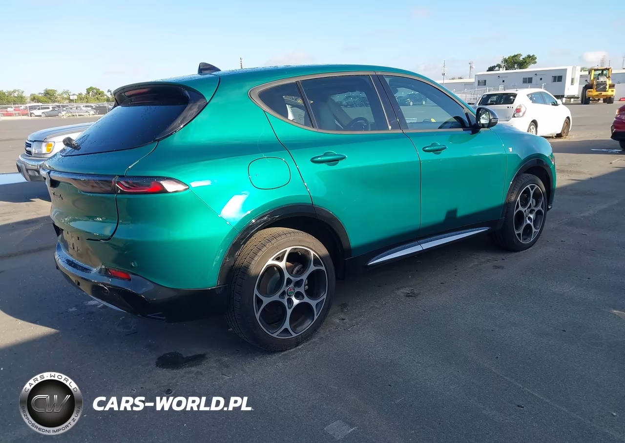 2024 Alfa Romeo Tonale Ti Eawd VIN:ZASPATCW7R3051315 - 4