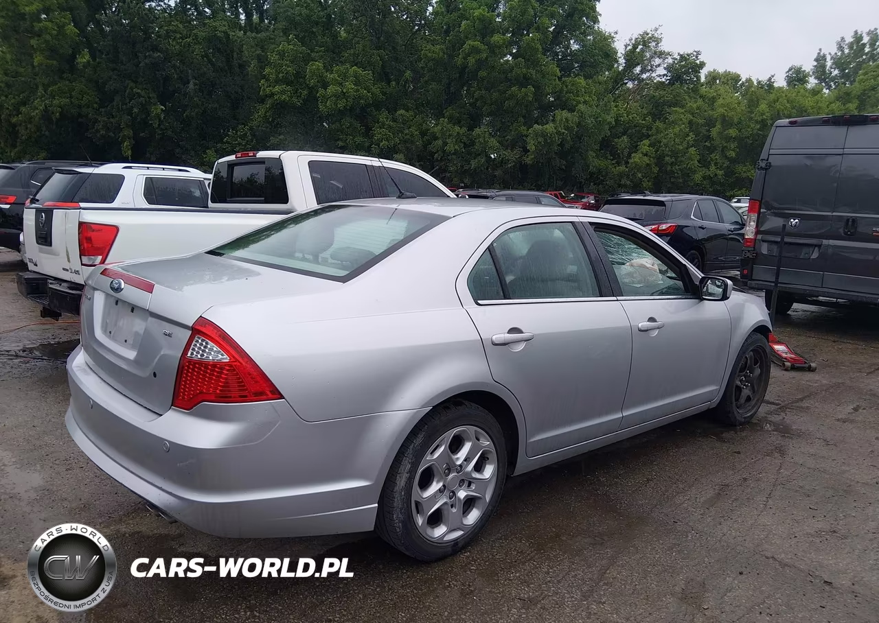 2011 Ford Fusion Se VIN:3FAHP0HA3BR231480 - 4