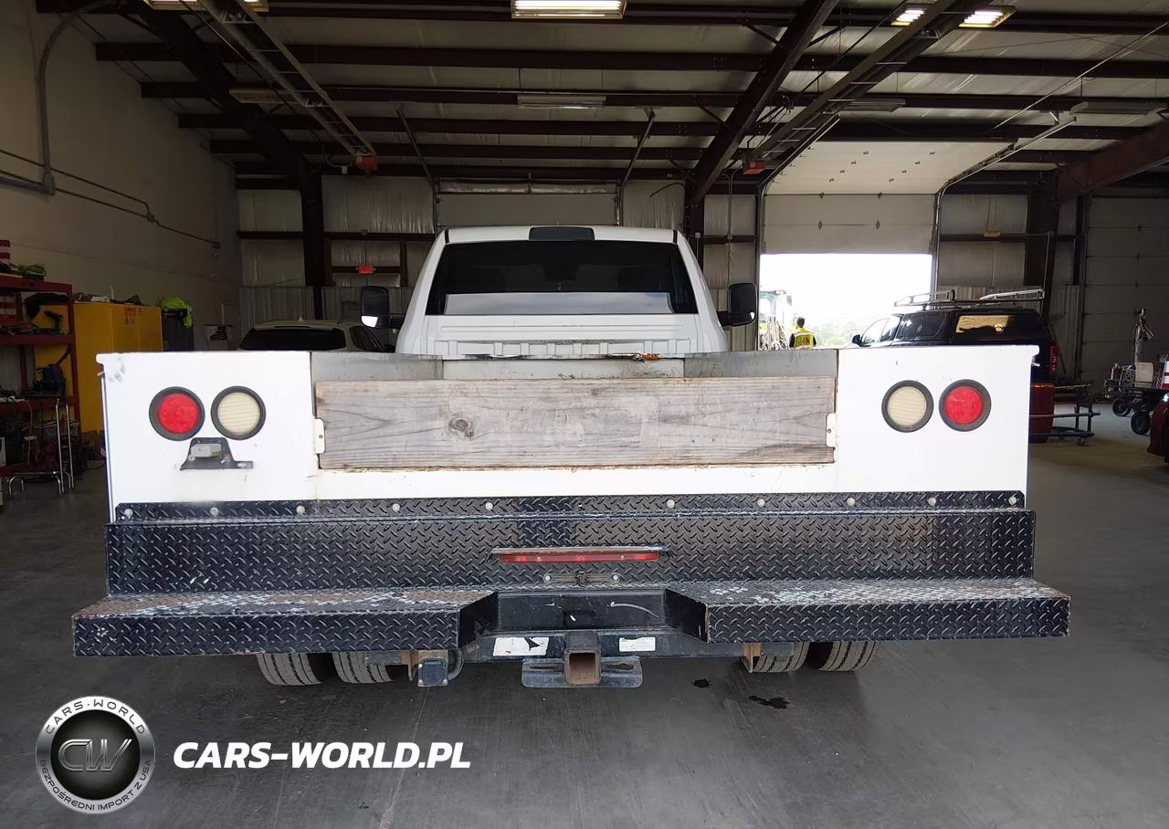 2014 Ram 5500 Chassis Tradesman-Slt VIN:3C7WRMAL0EG301518 - 16