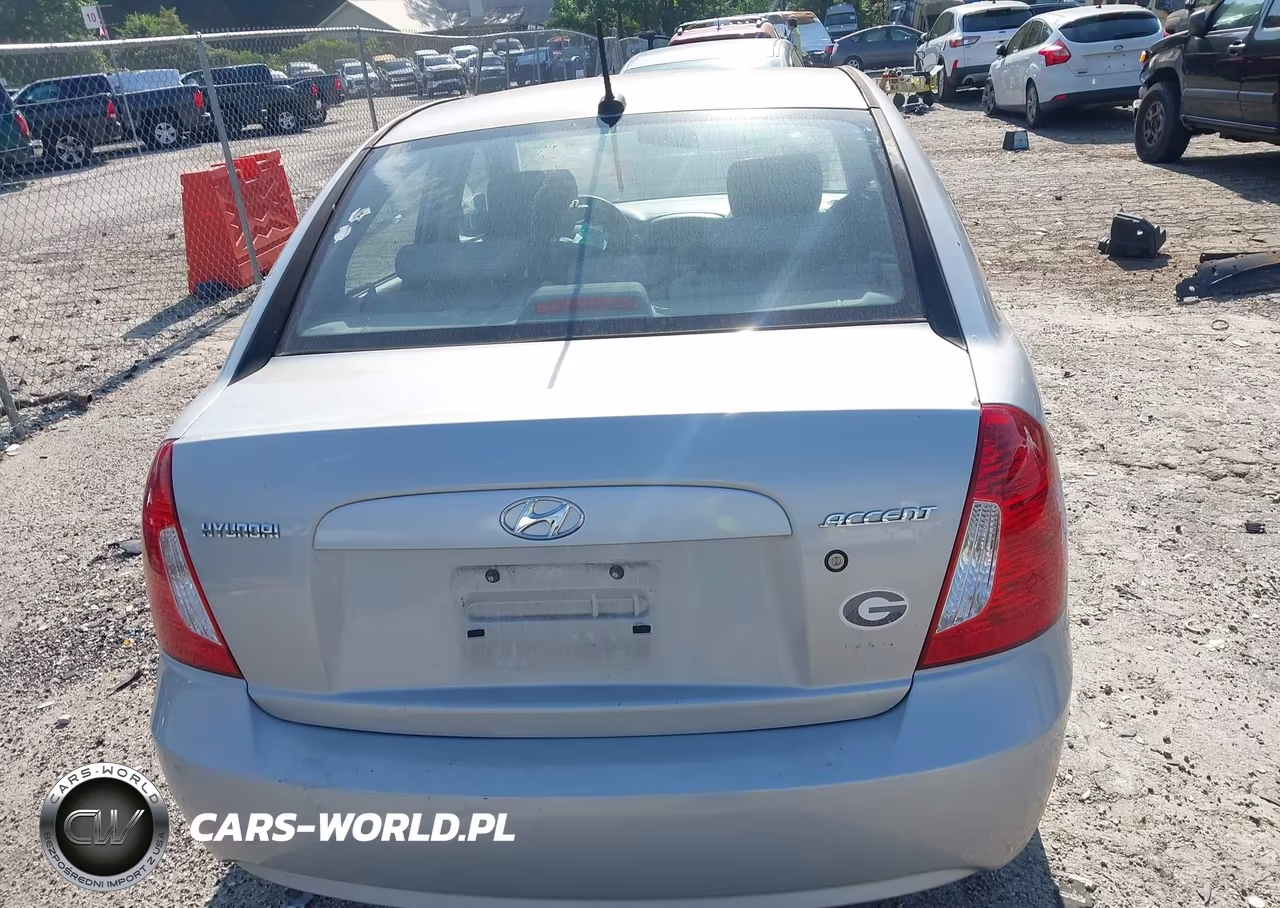 2009 Hyundai Accent Gls VIN:KMHCN46C89U319381 - 16