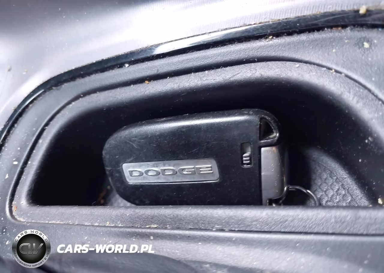 2019 Dodge Challenger Sxt VIN:2C3CDZAG2KH503744 - 11