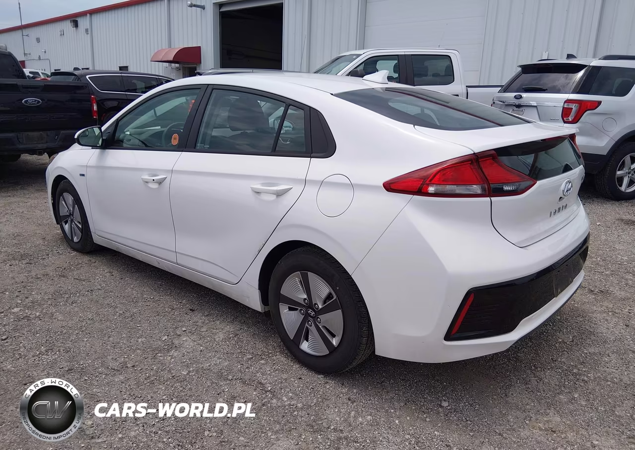 2018 Hyundai Ioniq Hybrid Blue VIN:KMHC65LC1JU100127 - 3