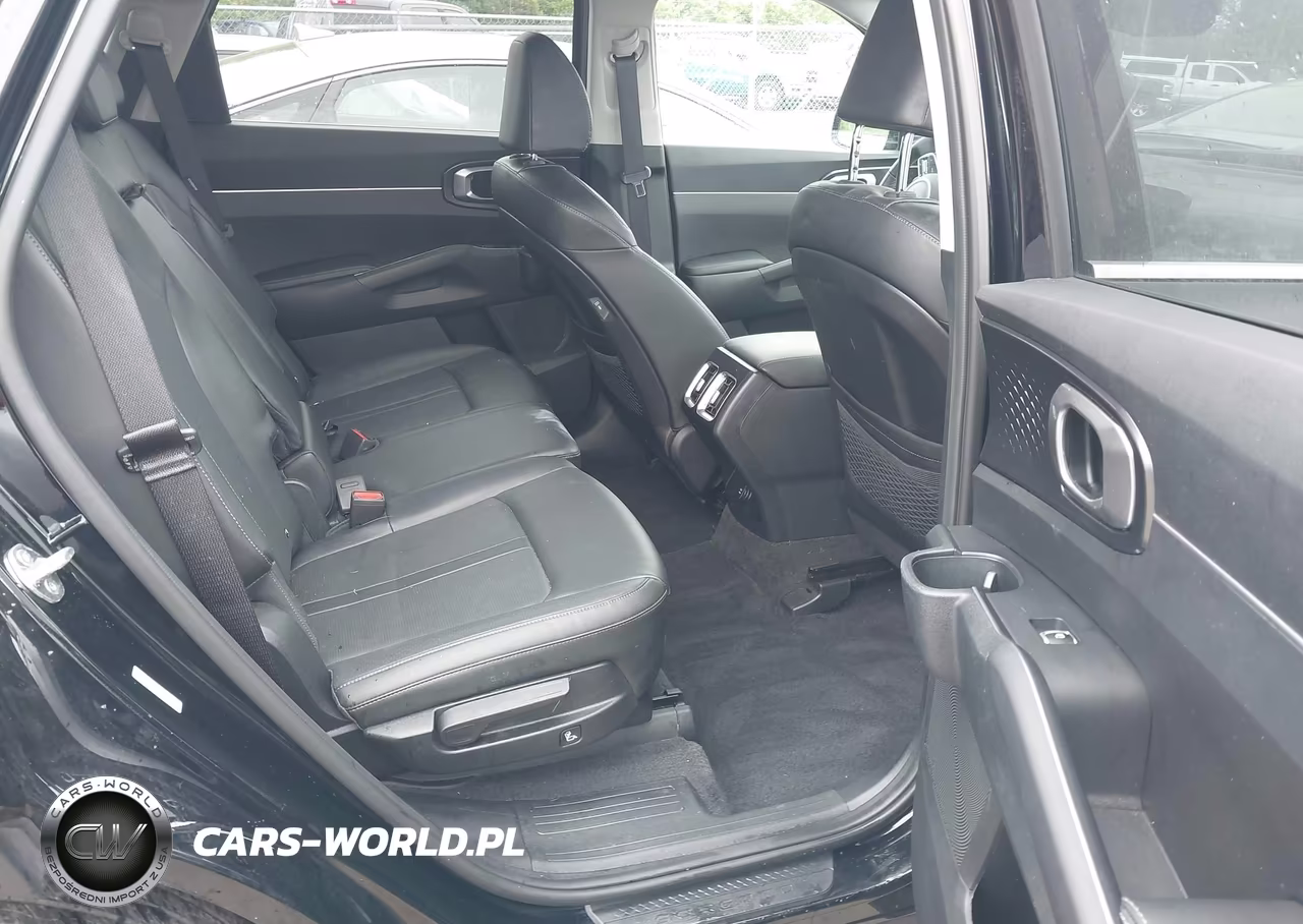 2025 Kia Sorento S VIN:5XYRLDJC4SG356950 - 8
