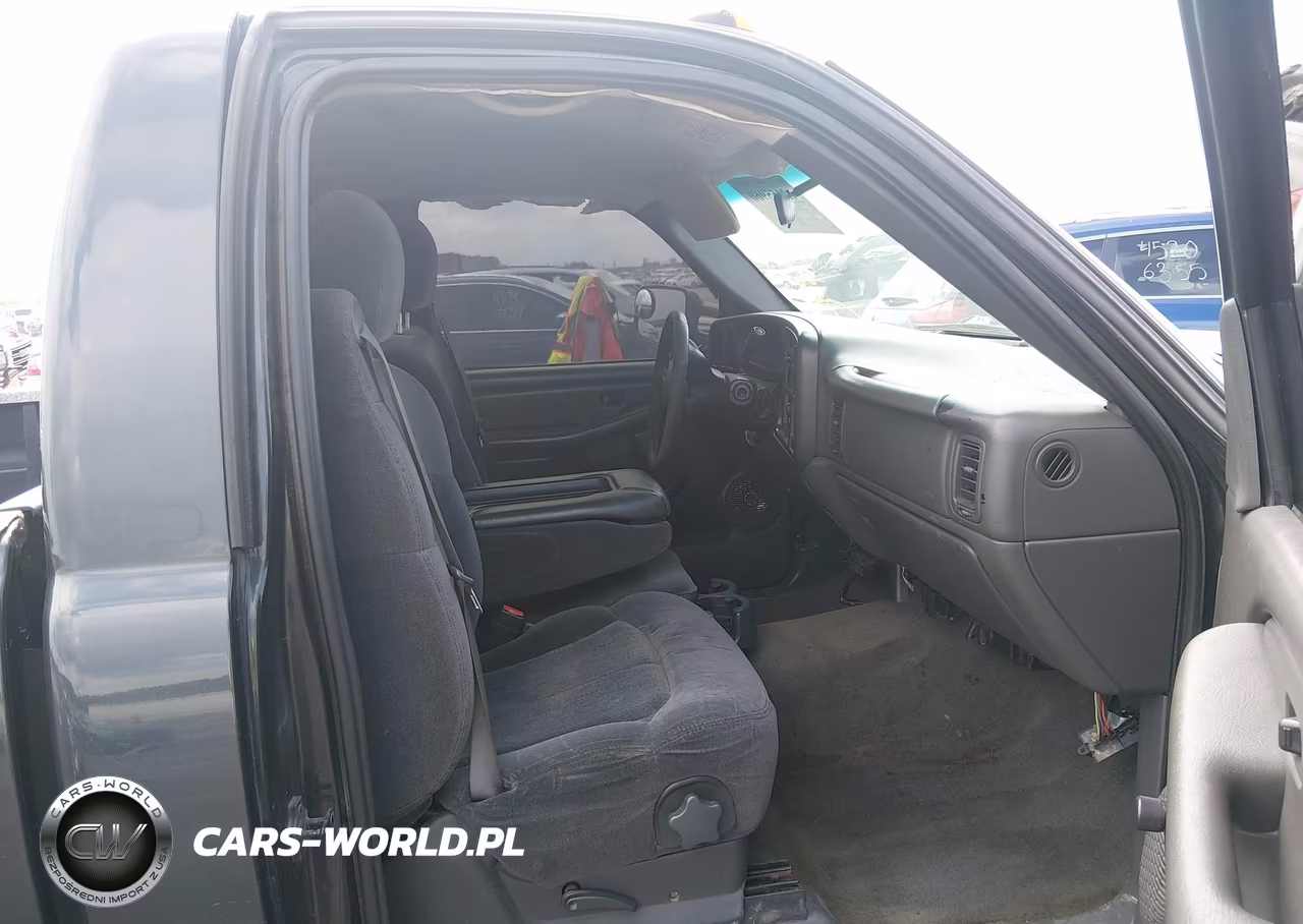 2003 Chevrolet Silverado 2500Hd VIN:1GCHC24U83E160900 - 5