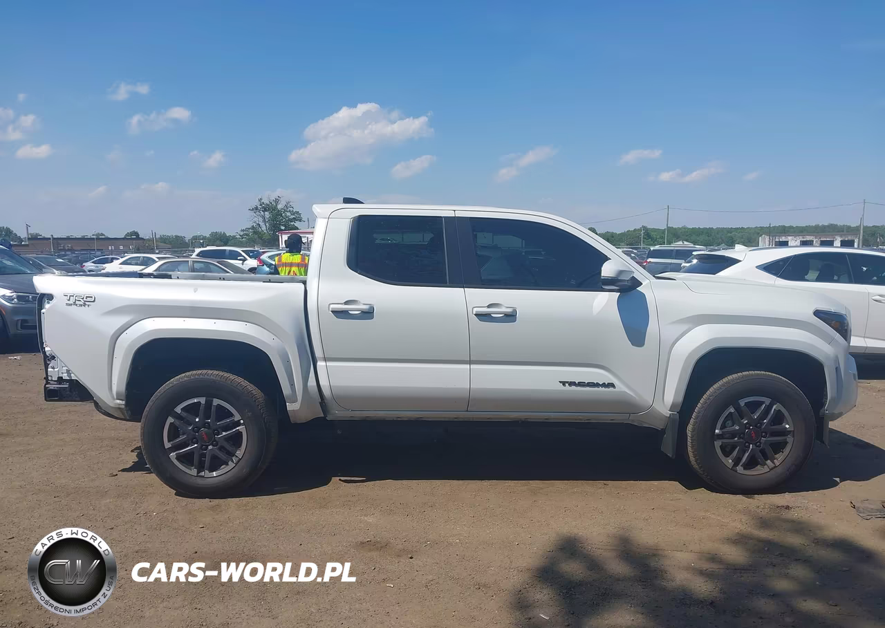2026 Toyota Tacoma Trd Sport VIN:3TYLB5JN8TT108743 - 14
