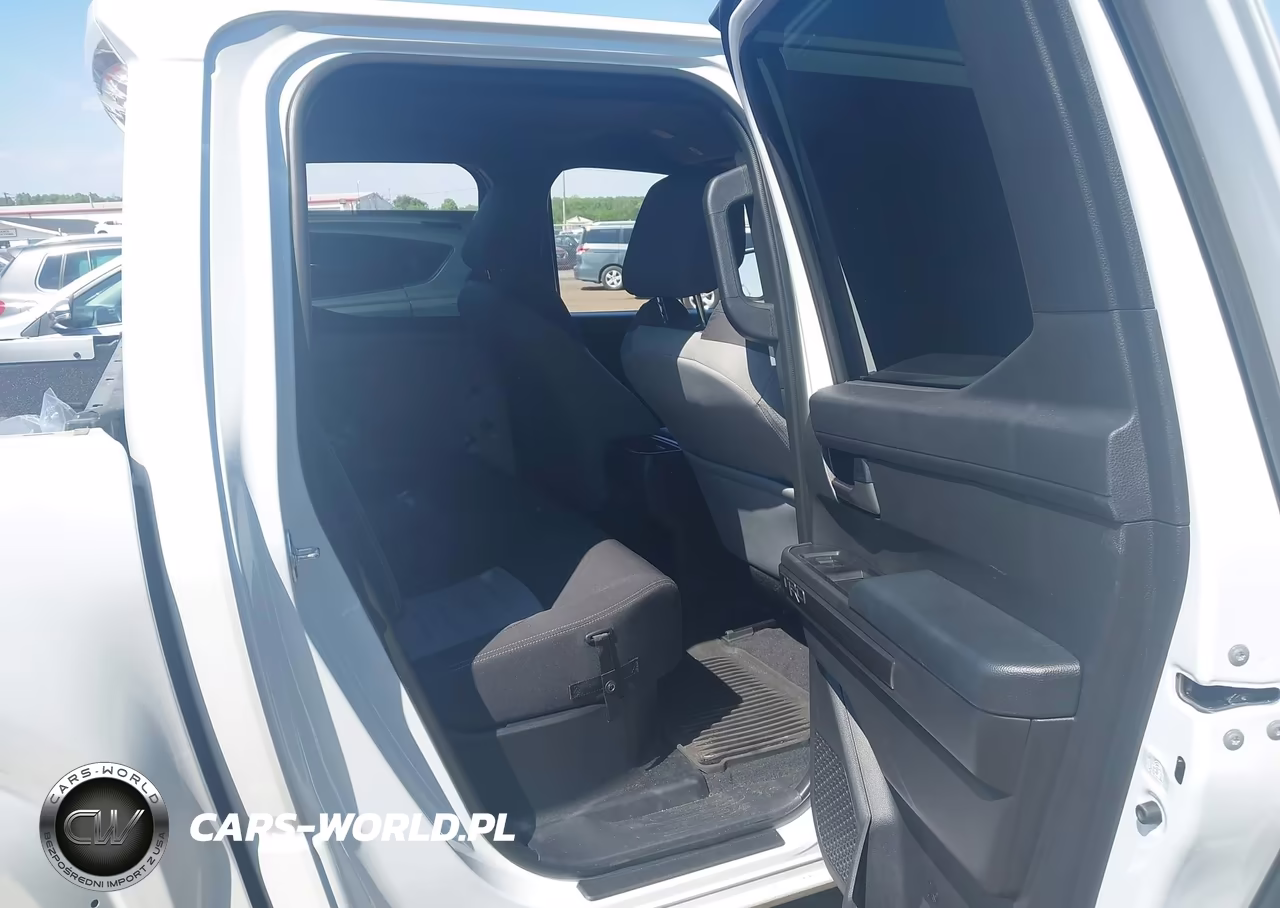 2026 Toyota Tacoma Trd Sport VIN:3TYLB5JN8TT108743 - 8